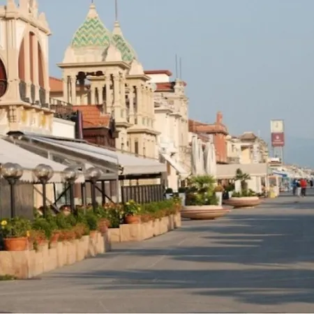 Апартаменти Historical By Seaside *