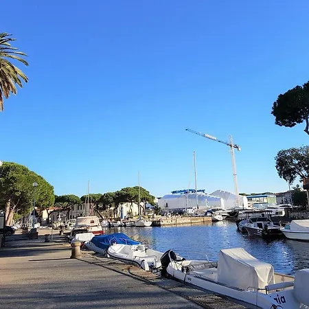 Historical By Seaside * В'яреджо