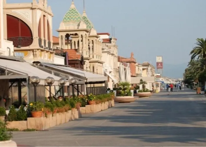 Апартаменти Historical By Seaside *