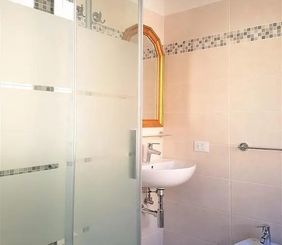 Апартаменти Historical By Seaside