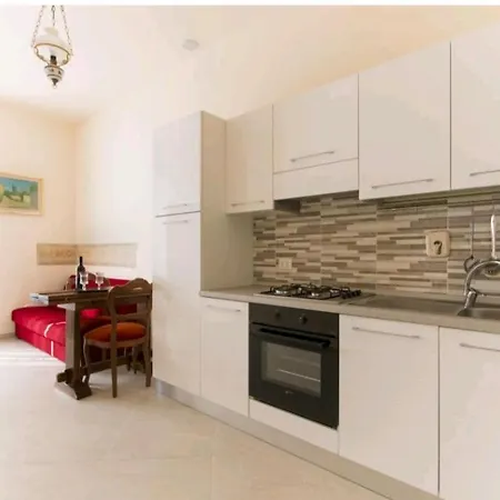 Historical By Seaside شقة فياريجيو