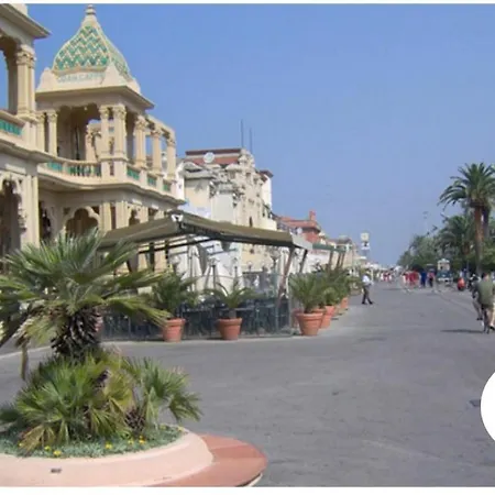 Historical By Seaside *