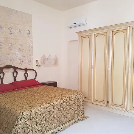 Historical By Seaside *