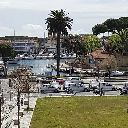 Historical By Seaside Viareggio