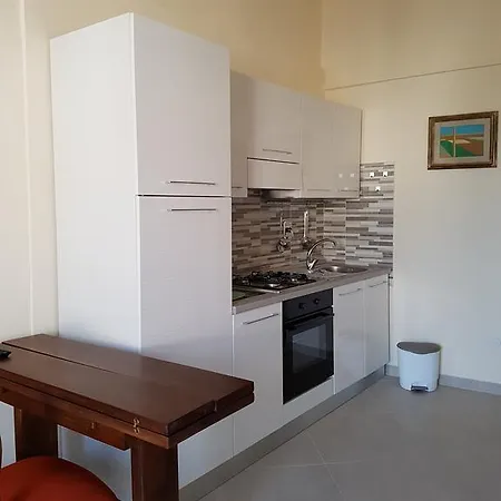 Historical By Seaside شقة