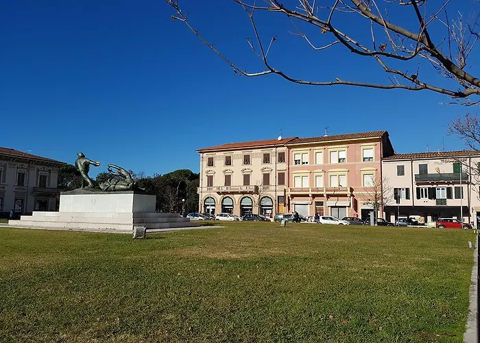 Historical By Seaside Apartament *