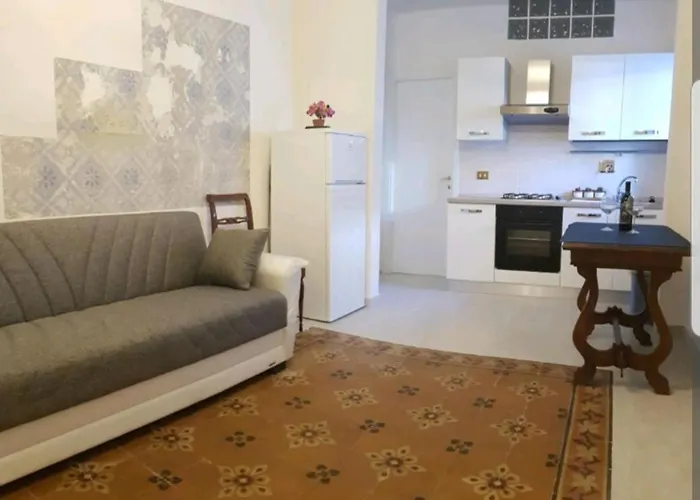 Daire Historical By Seaside Viareggio