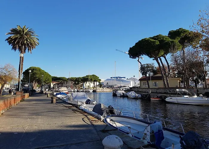 Historical By Seaside Daire